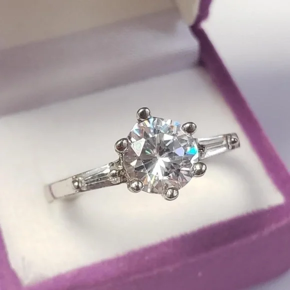 Silver CZ Ring - Picture 3 of 6